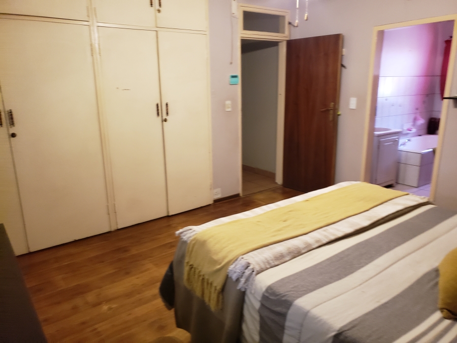 4 Bedroom Property for Sale in Geelhoutpark North West